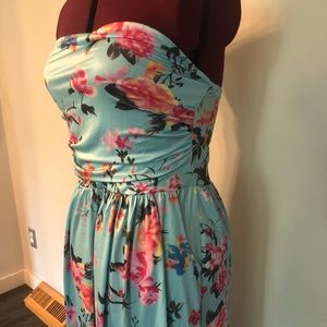 Strapless floral maxi dress with pockets